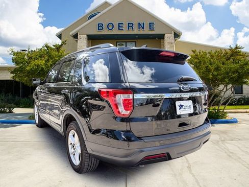 Used 2019 Ford Explorer FWD image 3