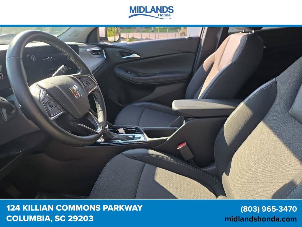 Used 2025 Buick Encore GX Preferred FWD image 13