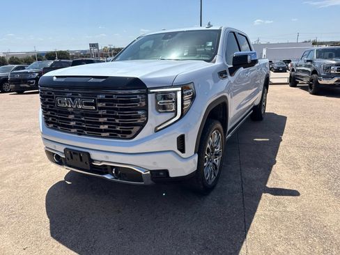 Used 2026 GMC Sierra 1500 Denali Ultimate AWD/4WD image 3
