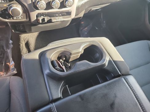 Used 2023 RAM 1500 Big Horn AWD/4WD image 25