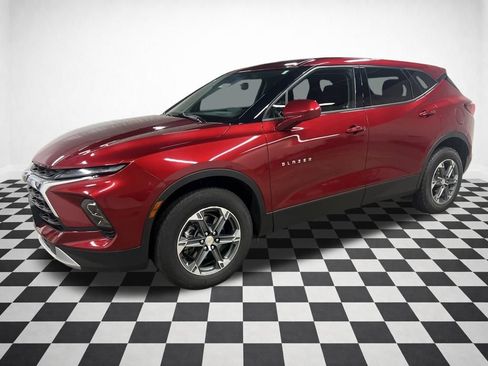 Certified 2025 Chevrolet Blazer LT image 4