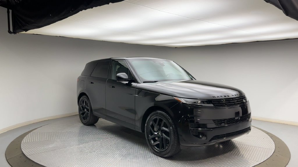 Used 2024 Land Rover Range Rover Sport SE AWD/4WD image 8