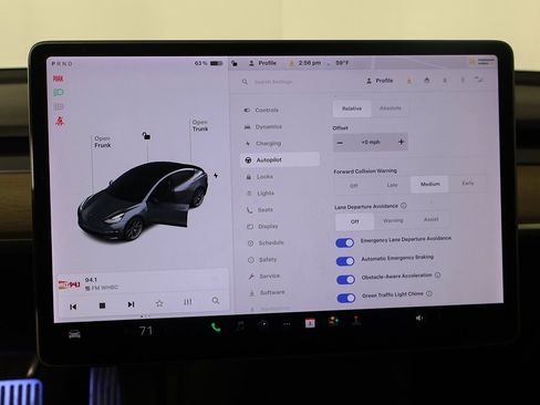 Used 2021 Tesla Model 3 Standard Range Plus image 46