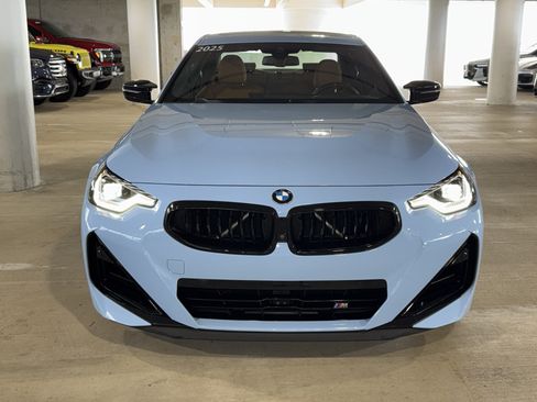 Used 2025 BMW M240i Coupe RWD image 3