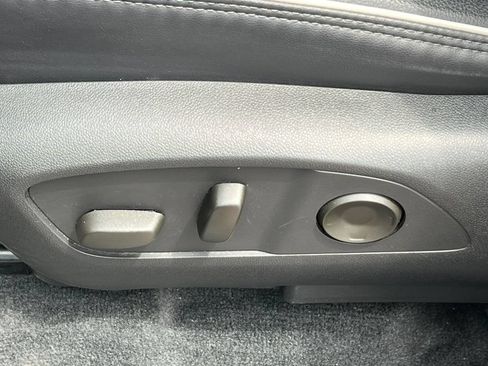 Used 2024 GMC Acadia Denali w/ LPO, Floor Liner Package AWD/4WD image 9