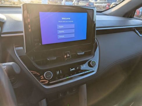 Used 2024 Toyota Corolla Cross XSE image 21