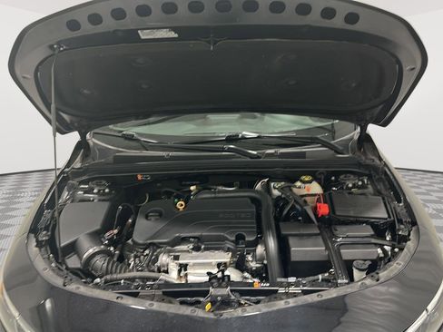 Used 2020 Chevrolet Malibu LT image 28