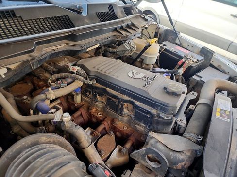 Used 2017 RAM 3500 Tradesman w/ Chrome Appearance Group image 25