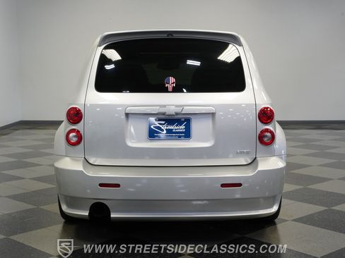 Used 2009 Chevrolet HHR SS FWD image 11
