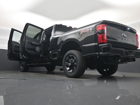 Used 2023 Ford F250 Lariat w/ Sport Appearance Package image 64