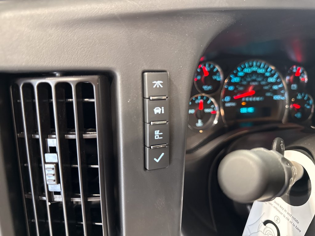 New 2025 Chevrolet Express 2500 w/ Driver Convenience Package RWD image 10