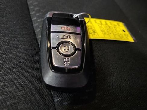 Used 2025 Ford Escape ST-Line FWD image 13