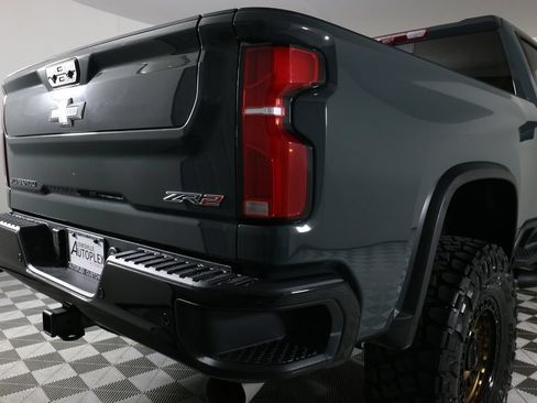 Used 2026 Chevrolet Silverado 2500 ZR2 AWD/4WD image 51