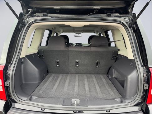 Used 2014 Jeep Patriot Sport w/ Power Value Group image 24