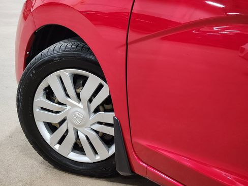 Used 2015 Honda Fit LX image 23