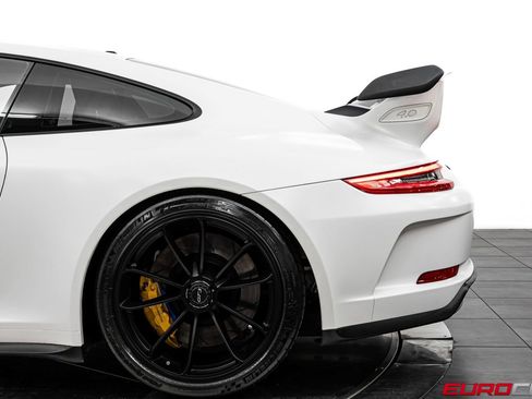 Used 2018 Porsche 911 GT3 image 16