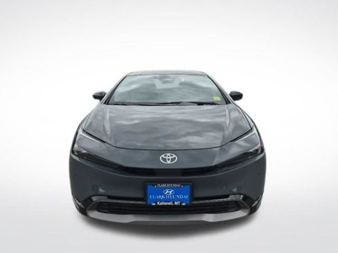 Used 2024 Toyota Prius XLE AWD/4WD image 2