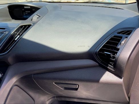 Used 2016 Ford Escape S image 18