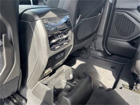 New 2025 Jeep Grand Cherokee L Altitude image 25