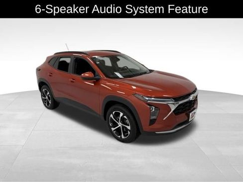 Certified 2024 Chevrolet Trax LT FWD image 8
