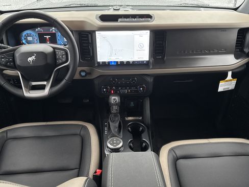 New 2025 Ford Bronco Big Bend w/ Black Diamond Package image 23