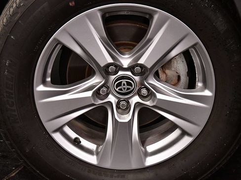 Used 2023 Toyota RAV4 XLE w/ XLE Grade Weather Package AWD/4WD image 9