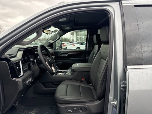 New 2026 GMC Sierra 2500 Denali w/ Denali Reserve Package image 9