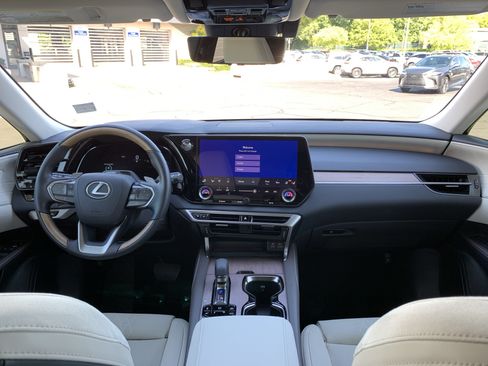 Certified 2026 Lexus RX 450h AWD w/ Convenience Package image 30