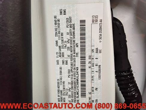 Used 2021 Lincoln Corsair FWD w/ Premium Package image 18