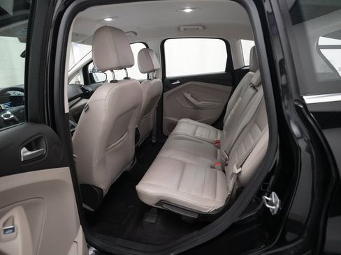 Used 2017 Ford C-MAX Titanium w/ Equipment Group 301A image 16