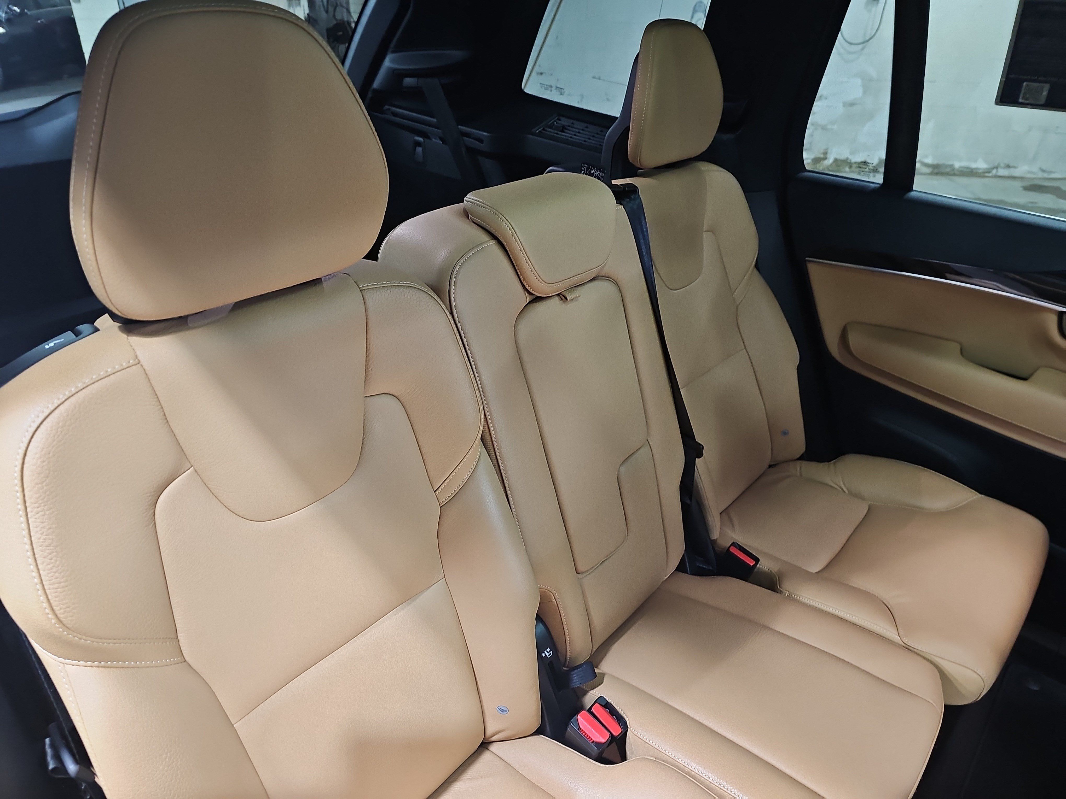 Used 2019 Volvo XC90 T6 Momentum w/ Advanced Package AWD/4WD image 12