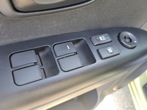 Used 2010 Kia Soul + w/ Audio Pkg FWD image 18