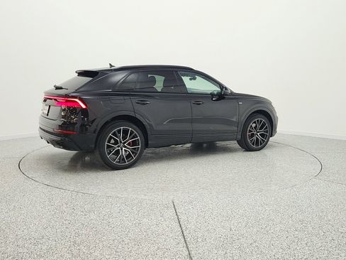 Used 2022 Audi Q8 Premium Plus image 5