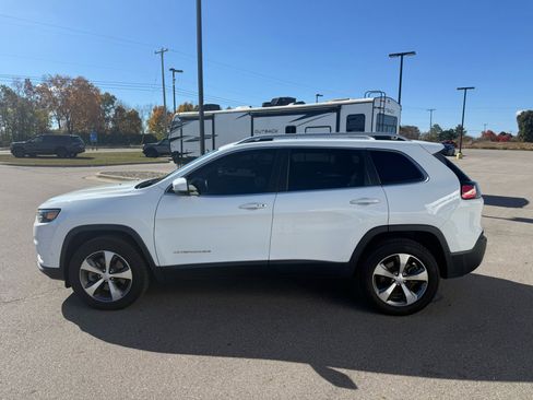 Used 2021 Jeep Cherokee Limited image 6