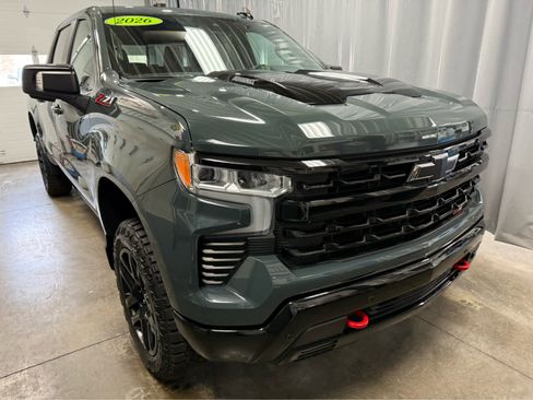 Used 2026 Chevrolet Silverado 1500 LT Trail Boss w/ LT Trail Boss Premium Package image 3