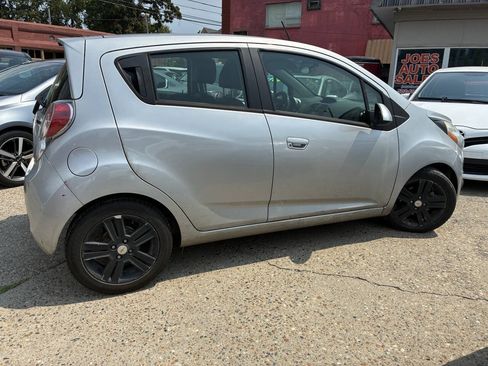 Used 2015 Chevrolet Spark LT FWD image 5