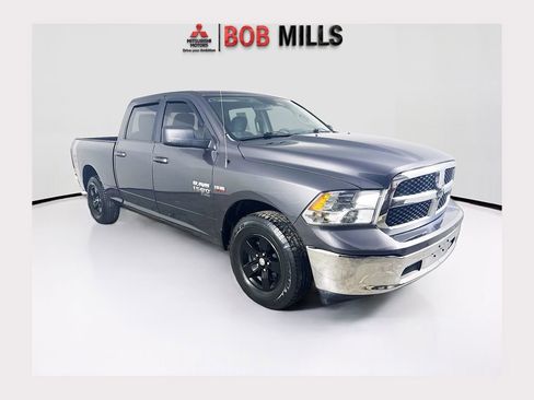 Used 2019 RAM 1500 Classic SLT RWD image 1