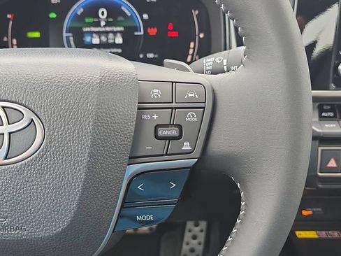 New 2026 Toyota Camry SE FWD image 17