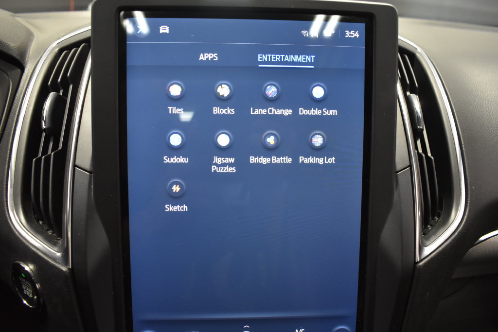 Used 2024 Ford Edge ST w/ Equipment Group 401A AWD/4WD image 22