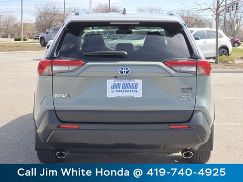 Used 2023 Toyota RAV4 XLE w/ Convenience Package image 16