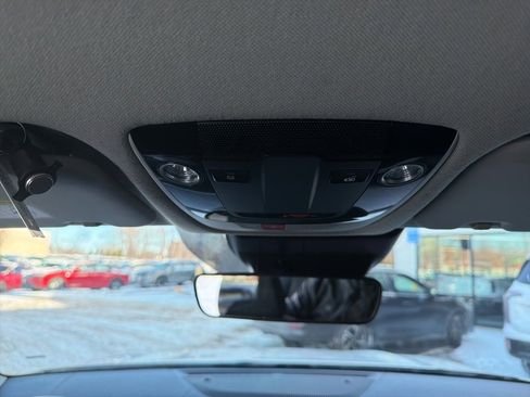 Certified 2025 Kia Seltos S image 27