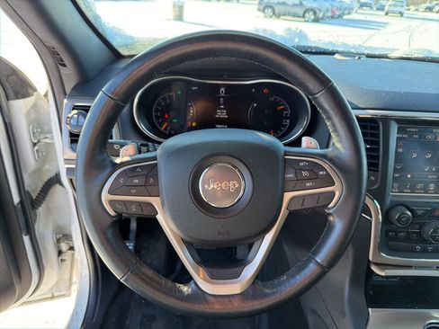 Used 2015 Jeep Grand Cherokee Limited w/ Luxury Group II image 14