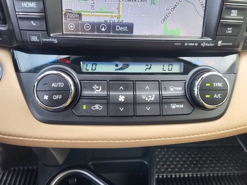 Used 2018 Toyota RAV4 Limited w/ Advanced Technology Package AWD/4WD image 17
