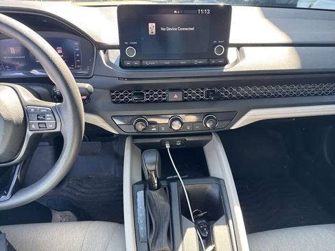 Used 2025 Honda Accord LX image 12