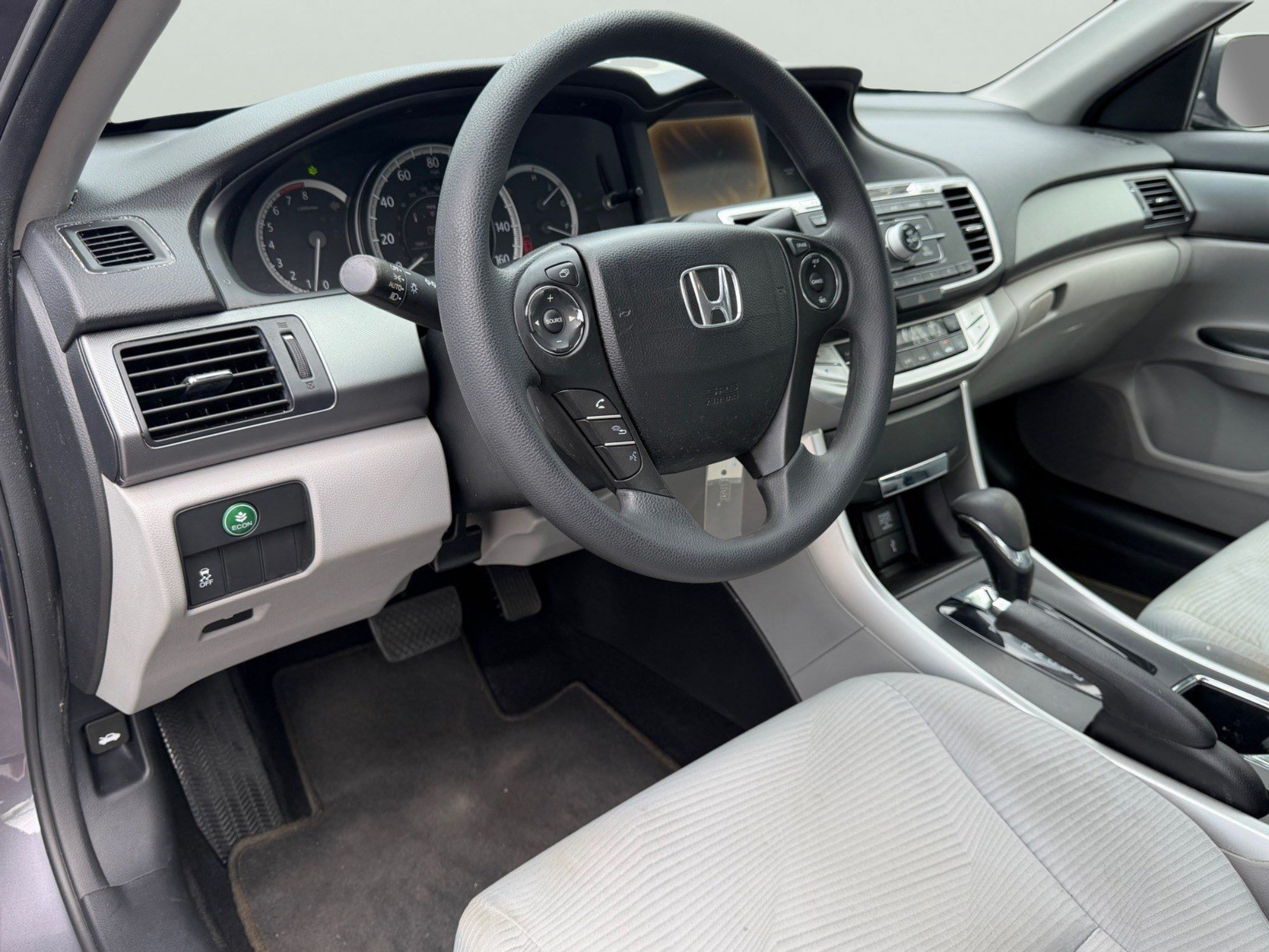 Used 2015 Honda Accord LX image 15