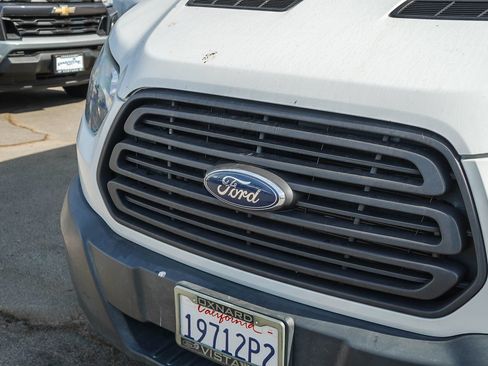 Used 2018 Ford Transit 150 130 Medium Roof RWD image 9