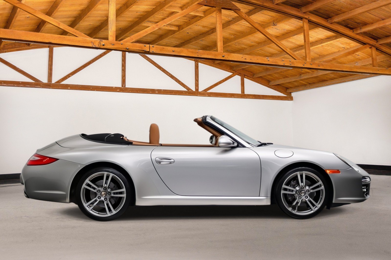 Used 2009 Porsche 911 Carrera RWD image 7