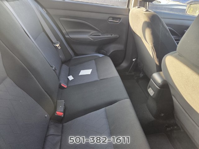 Used 2025 Nissan Versa SV FWD image 8