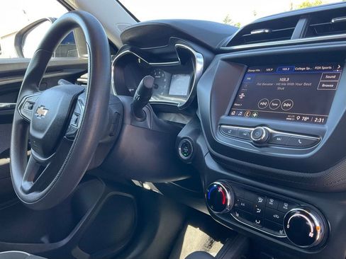 Used 2023 Chevrolet TrailBlazer LT image 36