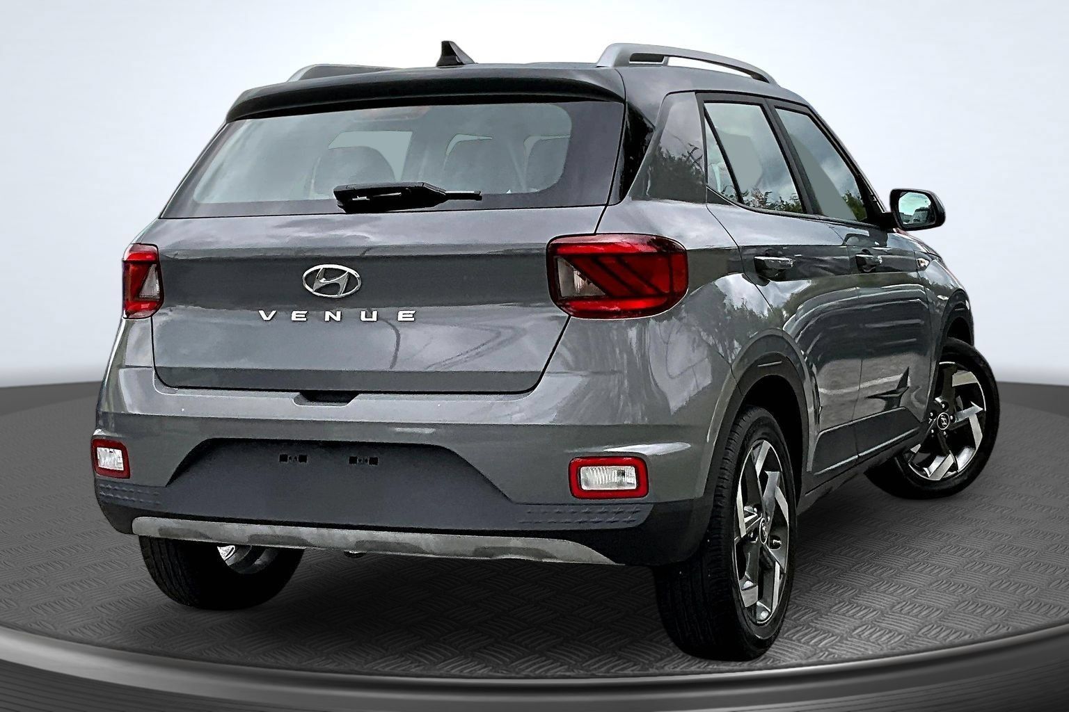 Used 2021 Hyundai Venue SEL w/ Cargo Package FWD image 6